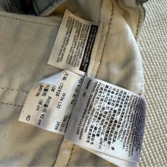 2010s Levi Khaki Cargo Pants W36 - Picture 5 of 7